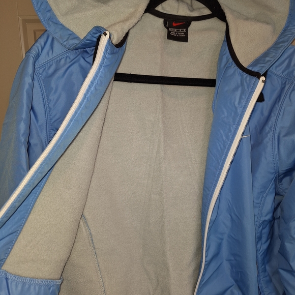 Vintage Nike Sky Blue Hooded Windbreaker - Picture 5 of 5